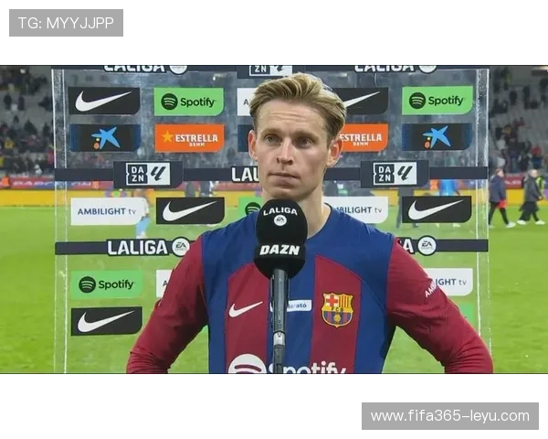 德容：荷兰中场核心，未来或成巴萨新支柱